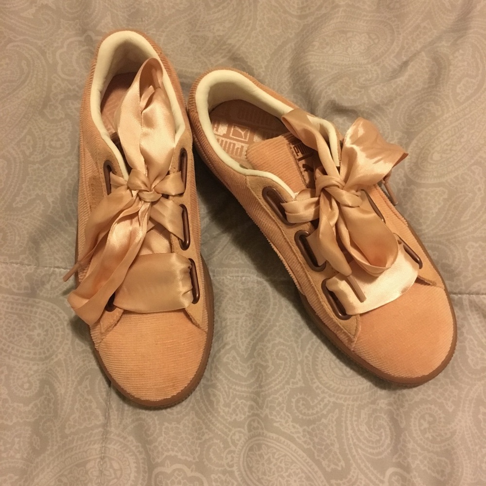 Courdaroy Pumas